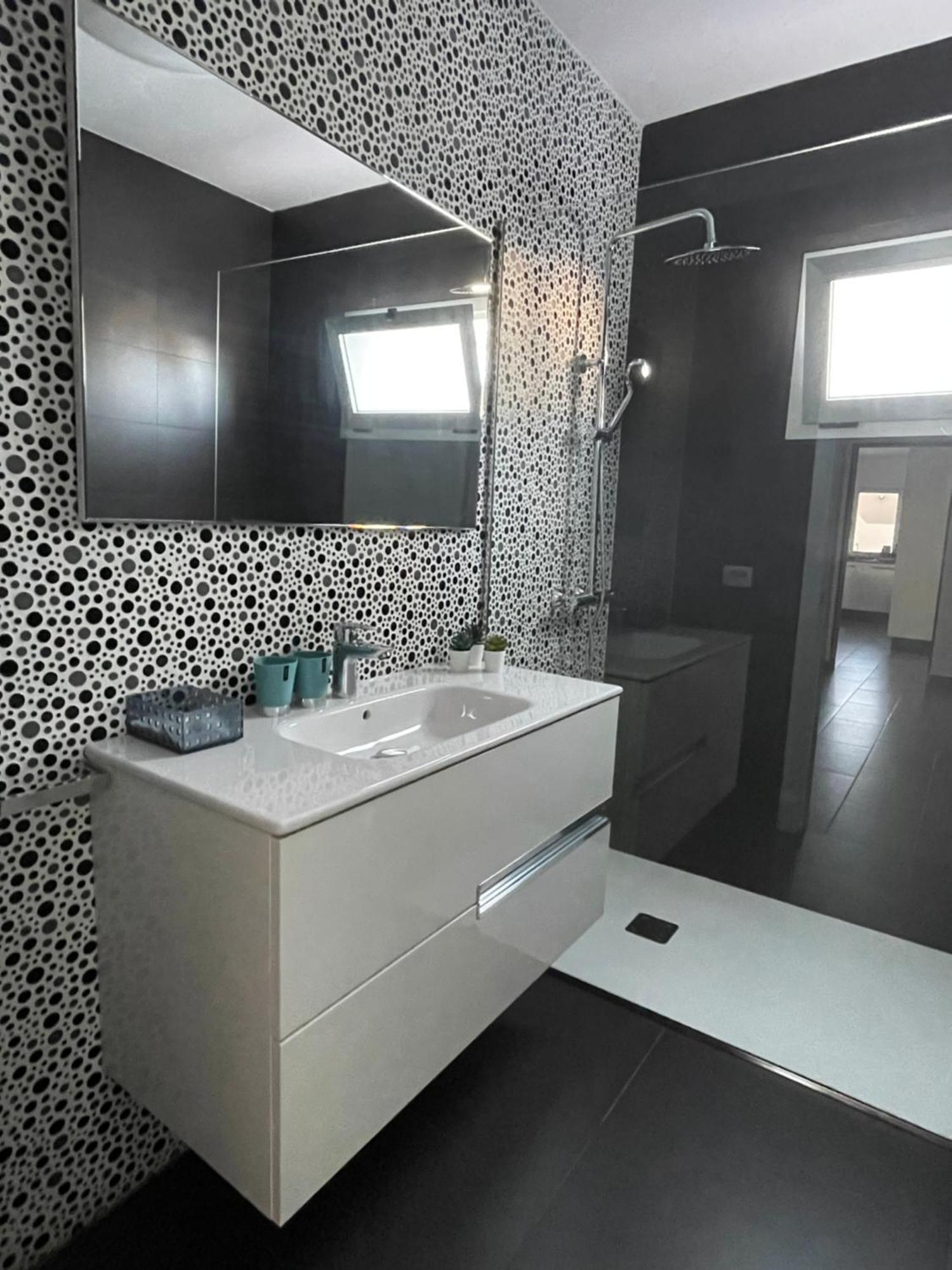 Villa Grey By Vulcano Homes Tahiche Екстериор снимка